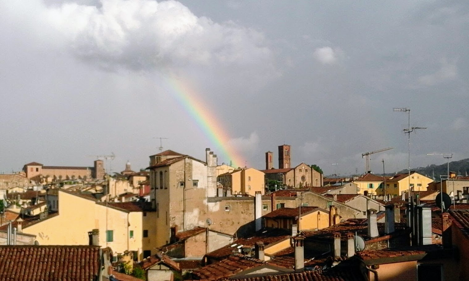 Casa dolce casa, ebbene sì: nonostante tutto, qualche porta si apre