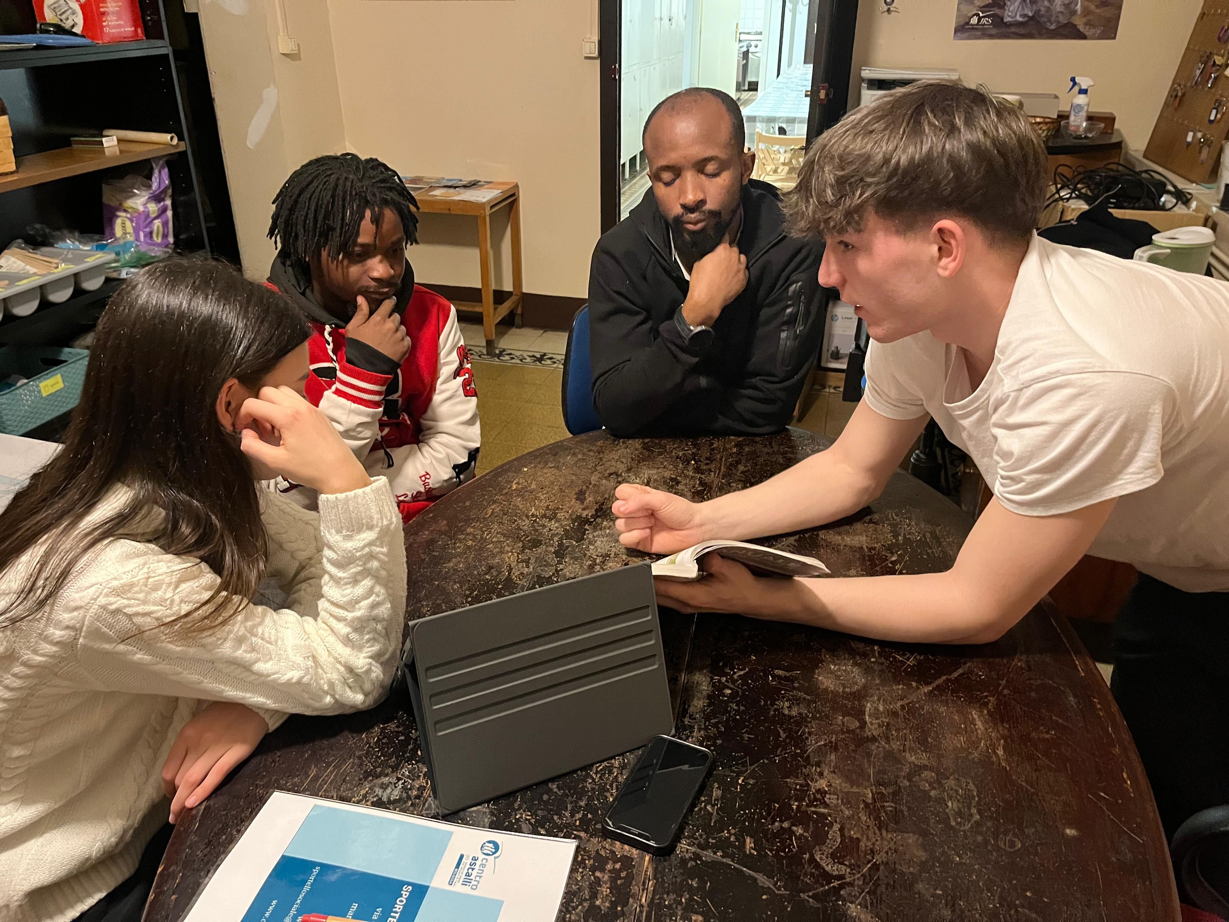 L'italiano, la patente... passi verso l'autonomia vera